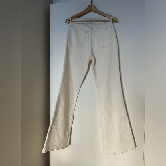 Abercrombie “The Vintage Flare High Rise” Jean - Picture 2 of 4